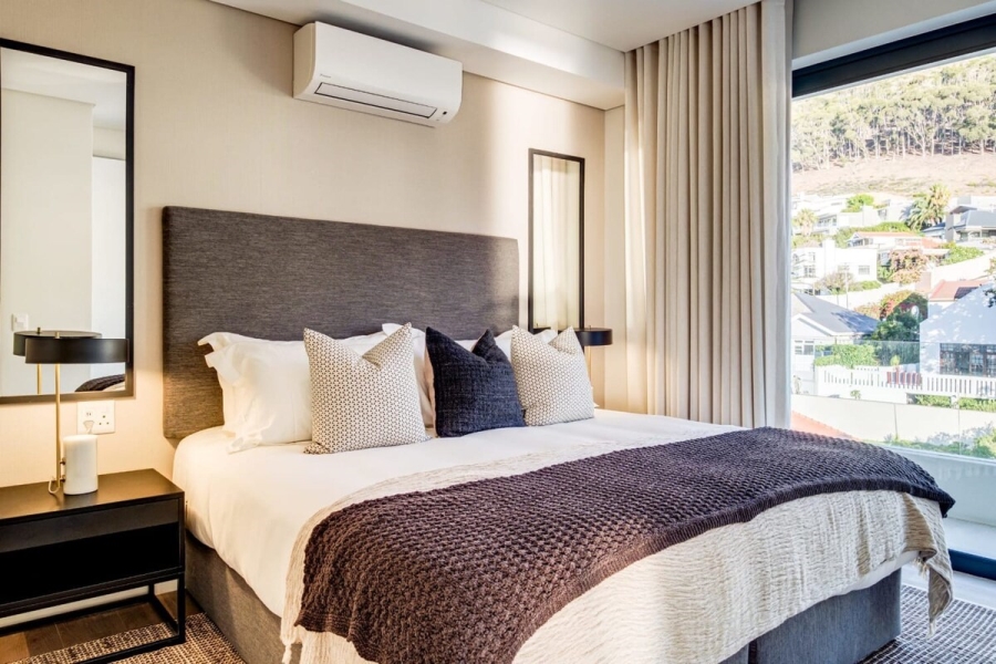 To Let 3 Bedroom Property for Rent in Sea Point Western Cape